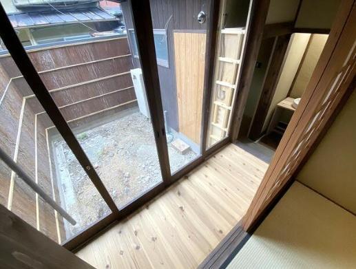 京都市中京区聚楽廻松下町の新築一戸建