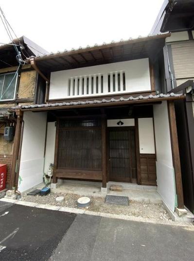 京都市中京区聚楽廻松下町の新築一戸建