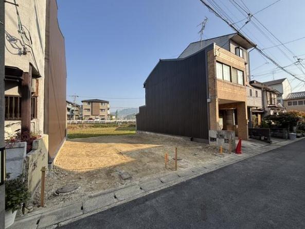 京都市山科区御陵岡町の土地