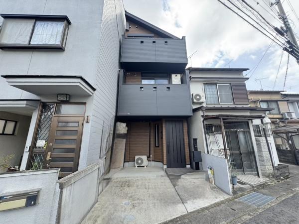 京都市山科区西野山中臣町の中古一戸建