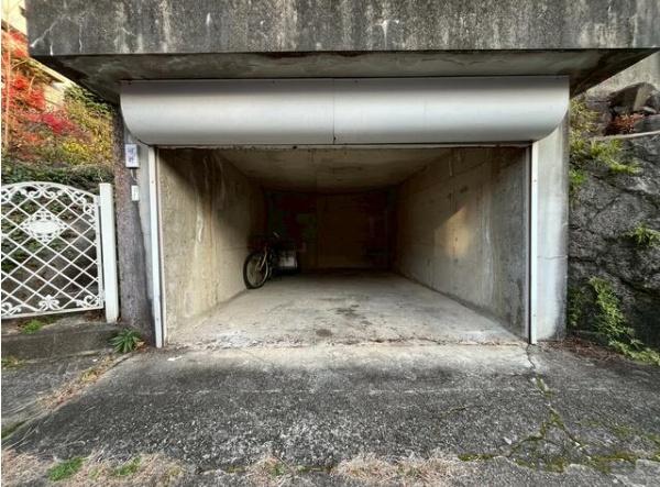 京都市右京区鳴滝音戸山町の中古一戸建て