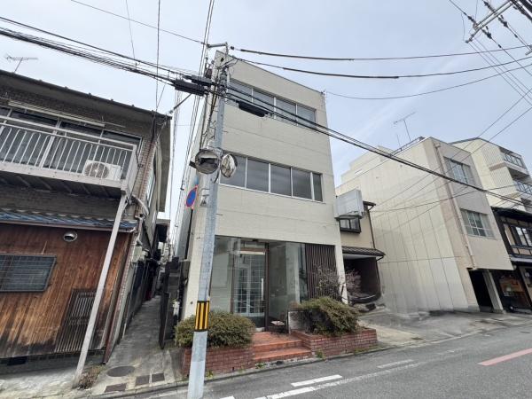 京都市中京区新烏丸通二条上る橘柳町の中古一戸建