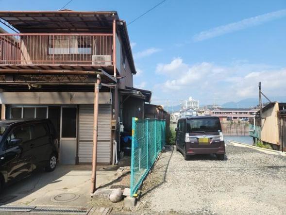 大津市本堅田２丁目の中古一戸建