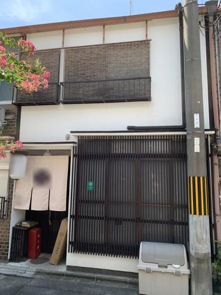 京都市上京区下長者町通六軒町西入利生町の中古テラスハウス