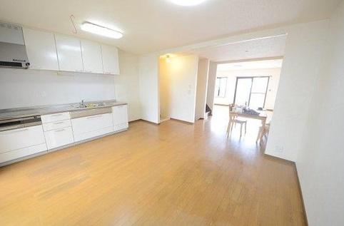 京都市上京区出水通智恵光院西入田村備前町の中古一戸建て