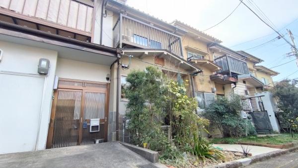 京都市左京区吉田下大路町の中古テラスハウス