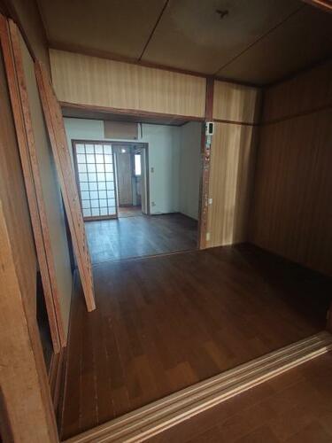 京都市山科区四ノ宮小金塚の中古テラスハウス