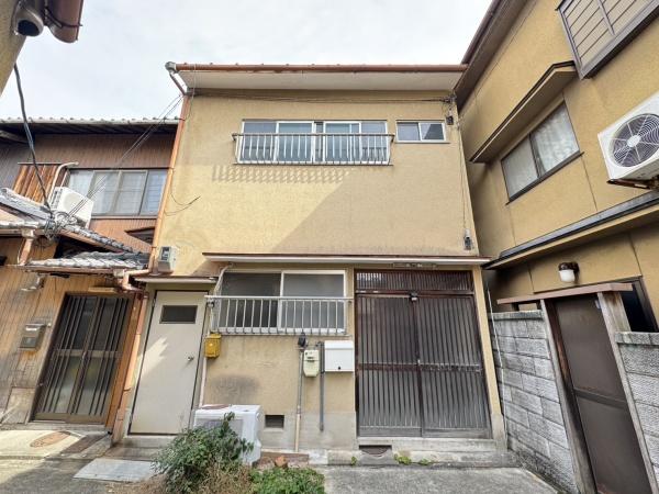 京都市中京区西ノ京勧学院町の中古テラスハウス