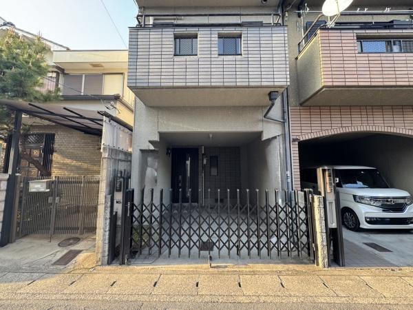 京都市右京区太秦百合ケ本町の中古一戸建て