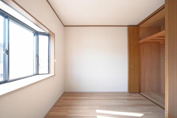 京都市右京区太秦百合ケ本町の中古一戸建て
