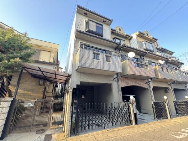 京都市右京区太秦百合ケ本町の中古一戸建