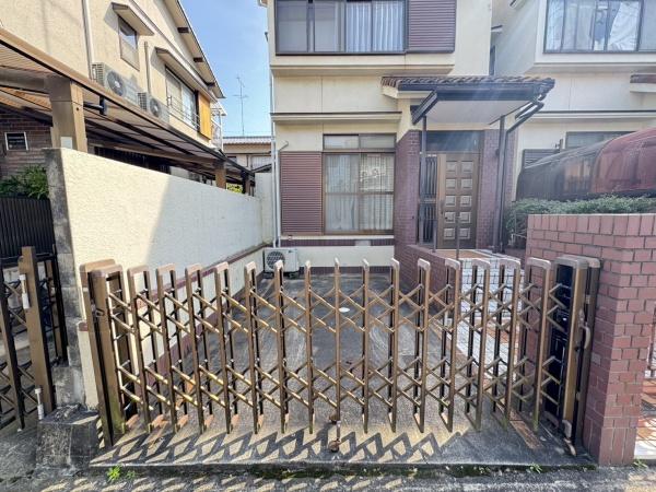 京都市右京区嵯峨大覚寺門前堂ノ前町の中古一戸建て
