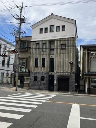 京都市上京区今出川通大宮東入元伊佐町の中古一戸建
