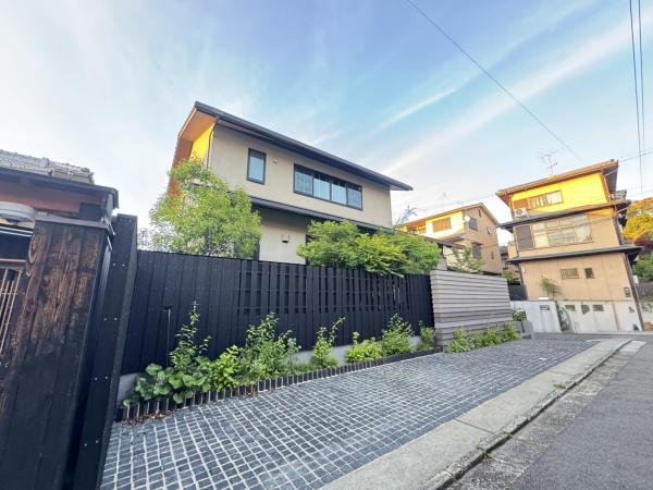 京都市東山区粟田口三条坊町の中古一戸建て