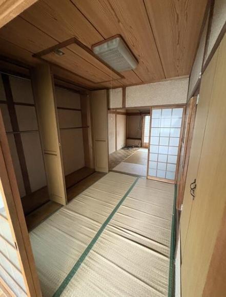 京都市山科区西野大鳥井町の中古一戸建て