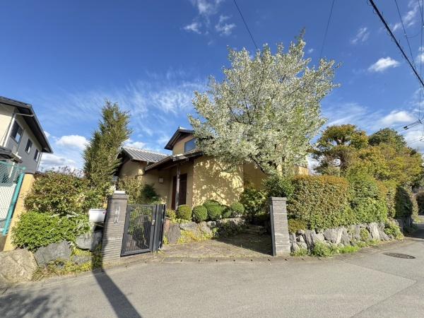 京都市右京区嵯峨釈迦堂藤ノ木町の中古一戸建て