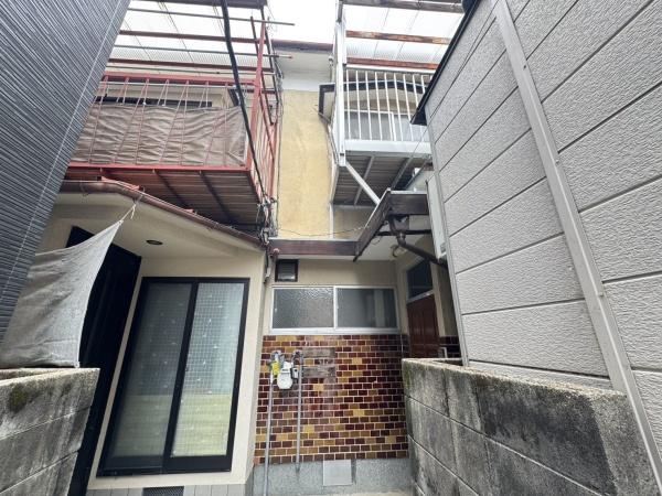 京都市右京区西院西今田町の中古テラスハウス