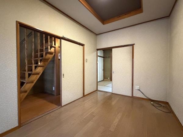 京都市山科区西野大鳥井町の中古一戸建て