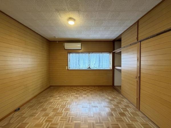 京都市山科区西野大鳥井町の中古一戸建て