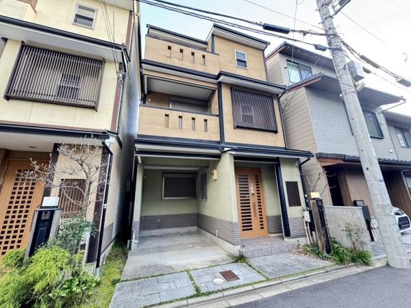 京都市上京区大宮通五辻下る観世町の中古一戸建て