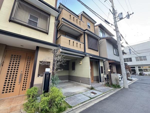 京都市上京区大宮通五辻下る観世町の中古一戸建て