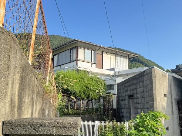 京都市山科区大塚高岩の中古一戸建