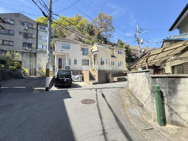 京都市山科区上花山桜谷の中古一戸建て