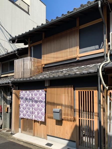 京都市東山区大和大路通五条上る東入池殿町の中古テラスハウス