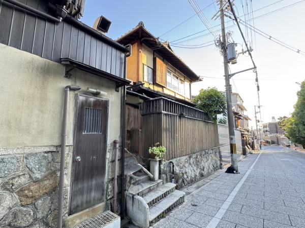京都市東山区祇園町南側の中古一戸建て
