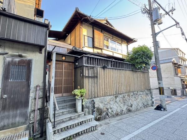 京都市東山区祇園町南側の中古一戸建て