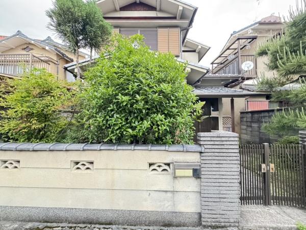 京都市右京区嵯峨広沢南野町の中古一戸建て