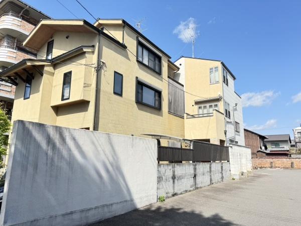京都市上京区塔之段寺町通今出川上る毘沙門町の中古一戸建