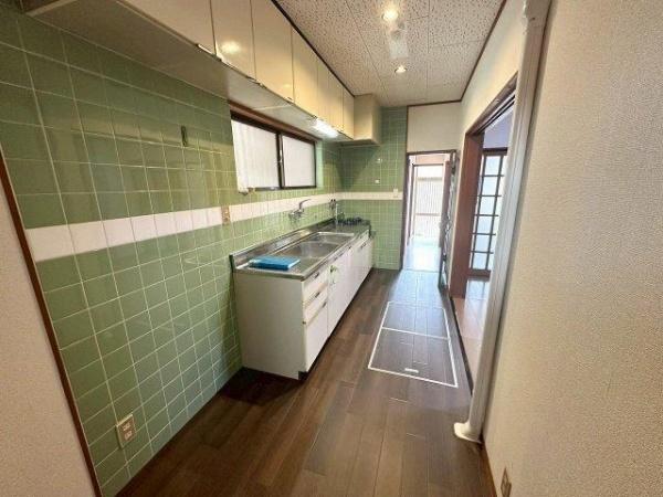 京都市山科区日ノ岡石塚町の中古一戸建て