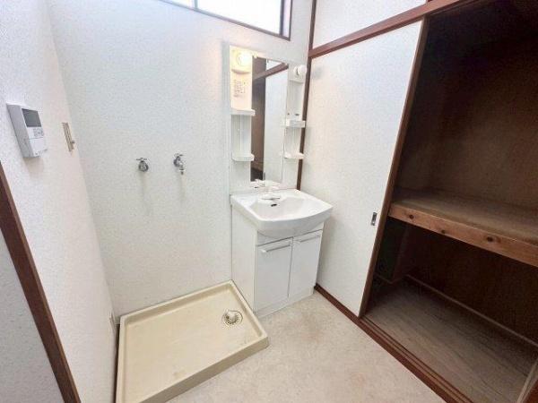京都市山科区日ノ岡石塚町の中古一戸建て