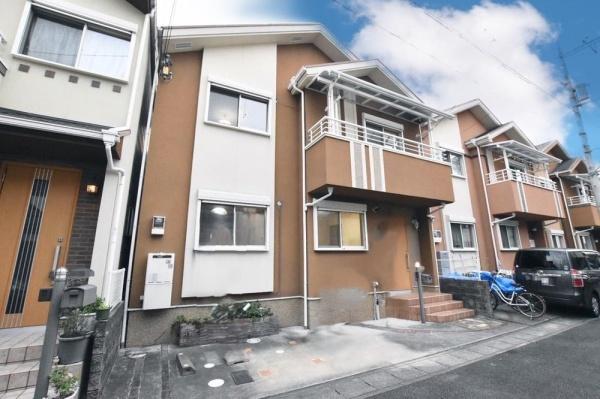 京都市右京区太秦西野町の中古一戸建