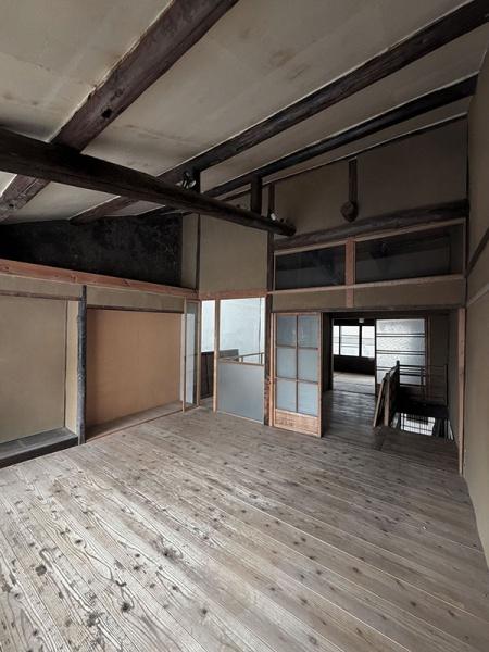 京都市左京区新麩屋町通仁王門下る大菊町の中古一戸建て