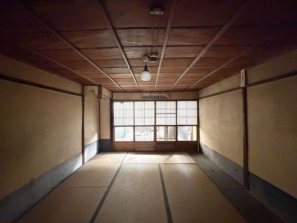京都市左京区新麩屋町通仁王門下る大菊町の中古一戸建て