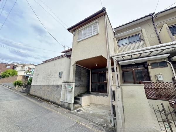 京都市山科区四ノ宮小金塚の中古テラスハウス