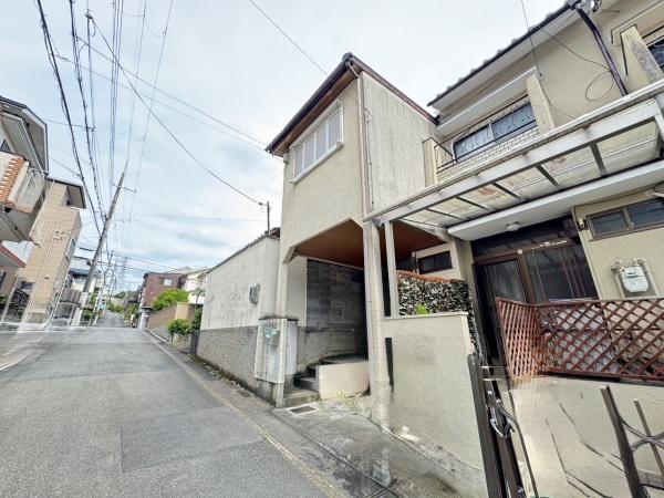 京都市山科区四ノ宮小金塚の中古テラスハウス
