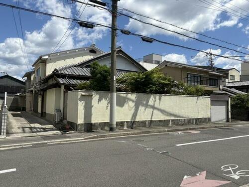 京都市上京区鷹司町の中古一戸建