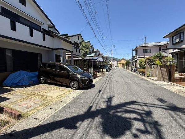 京都市西京区御陵峰ケ堂町２丁目の中古一戸建て