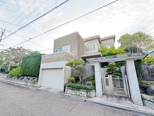 大津市比叡平１丁目の中古一戸建