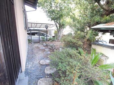 京都市伏見区深草大亀谷東安信町の中古一戸建