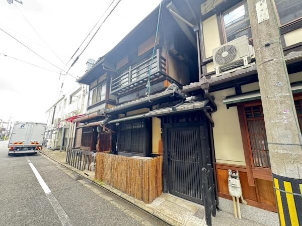 京都市南区西九条東比永城町の中古一戸建て