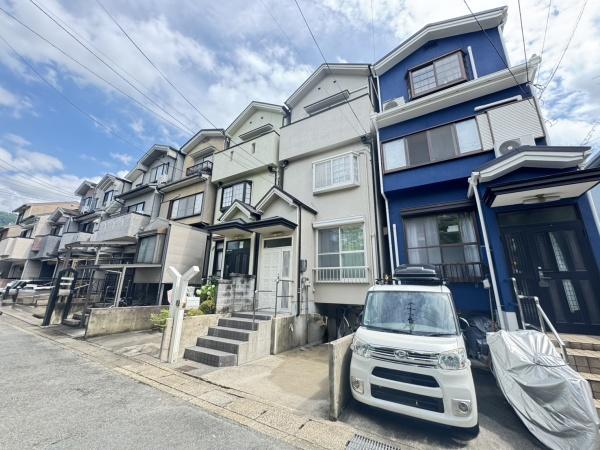 京都市伏見区石田大受町の中古一戸建て
