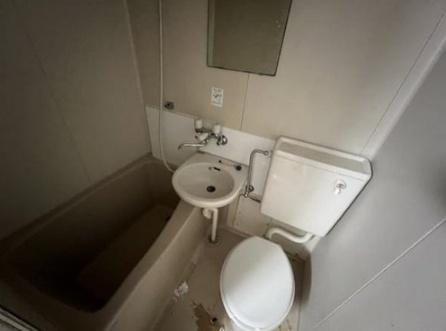 京都市上京区松屋町通丸太町上る三町目の中古一戸建て
