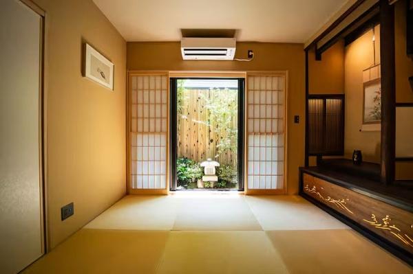 京都市上京区千本通二条下る東入主税町の中古一戸建て