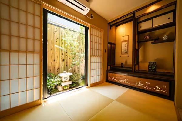 京都市上京区千本通二条下る東入主税町の中古一戸建て