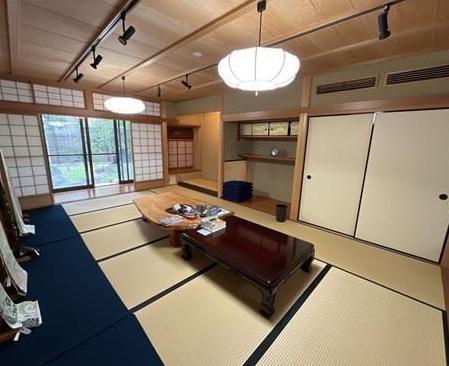 京都市上京区智恵光院通寺之内下る古美濃部町の中古一戸建て