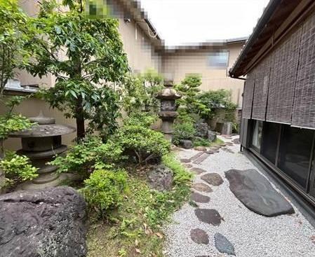 京都市上京区智恵光院通寺之内下る古美濃部町の中古一戸建